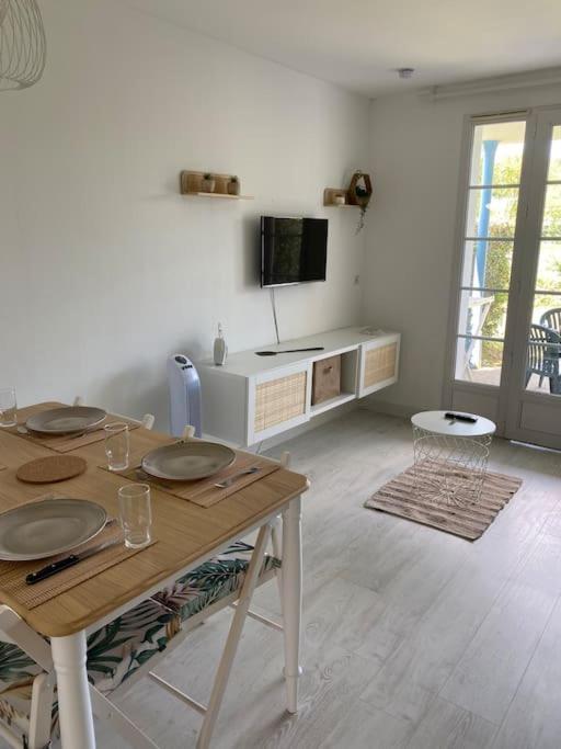 Charmant Studio Au Bord Du Lac 玛西亚克 外观 照片